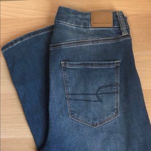 American Eagle AE high waisted skinny jeans size 8